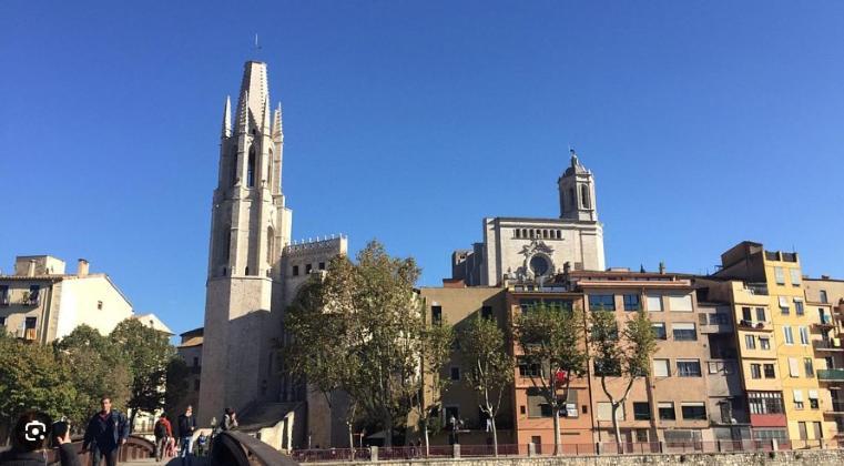 Apartamento Con Encanto Y Terraza En Barri Vell De Girona, El Cul De La Lleona Dış mekan fotoğraf